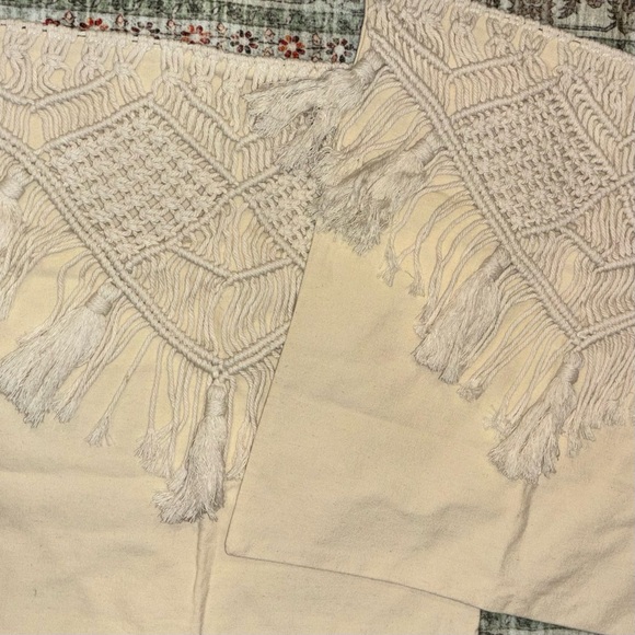 NIP | Cream Macrame Throw Pillow Covers W/ Tassels Set of 2 - Picture 13 of 14